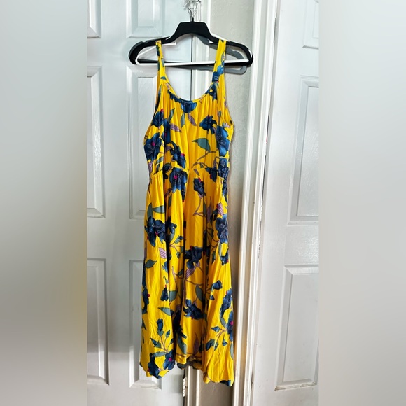 For The Republic - colorful yellow with blue flowers 1X maxi dress - Picture 2 of 6